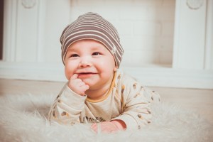 Kandungan Susu Formula yang Bagus Untuk Pertumbuhan Gigi Anak
